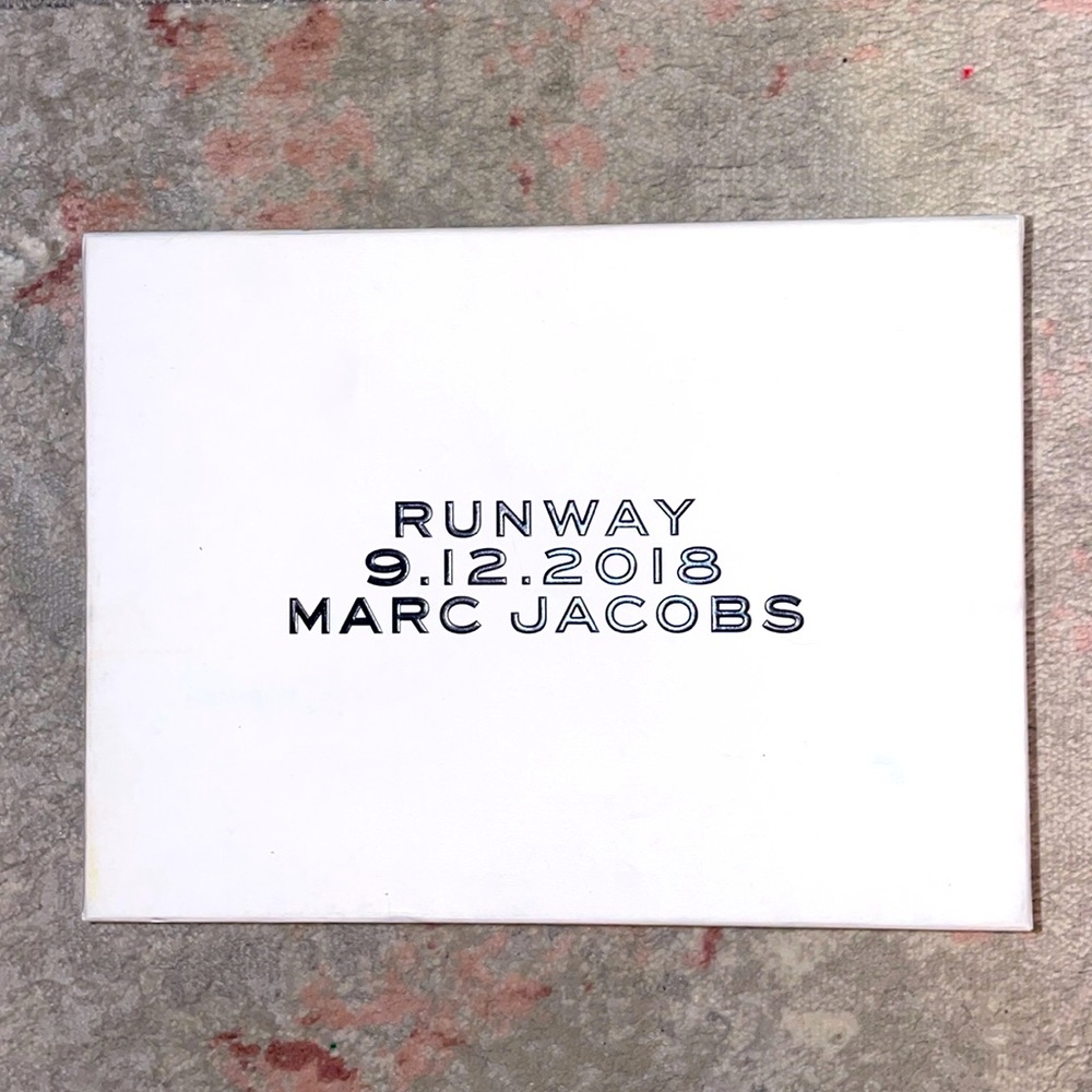 Marc Jacobs Runway Clear Cinderella Vinyl Shoes - Picture 5 of 11